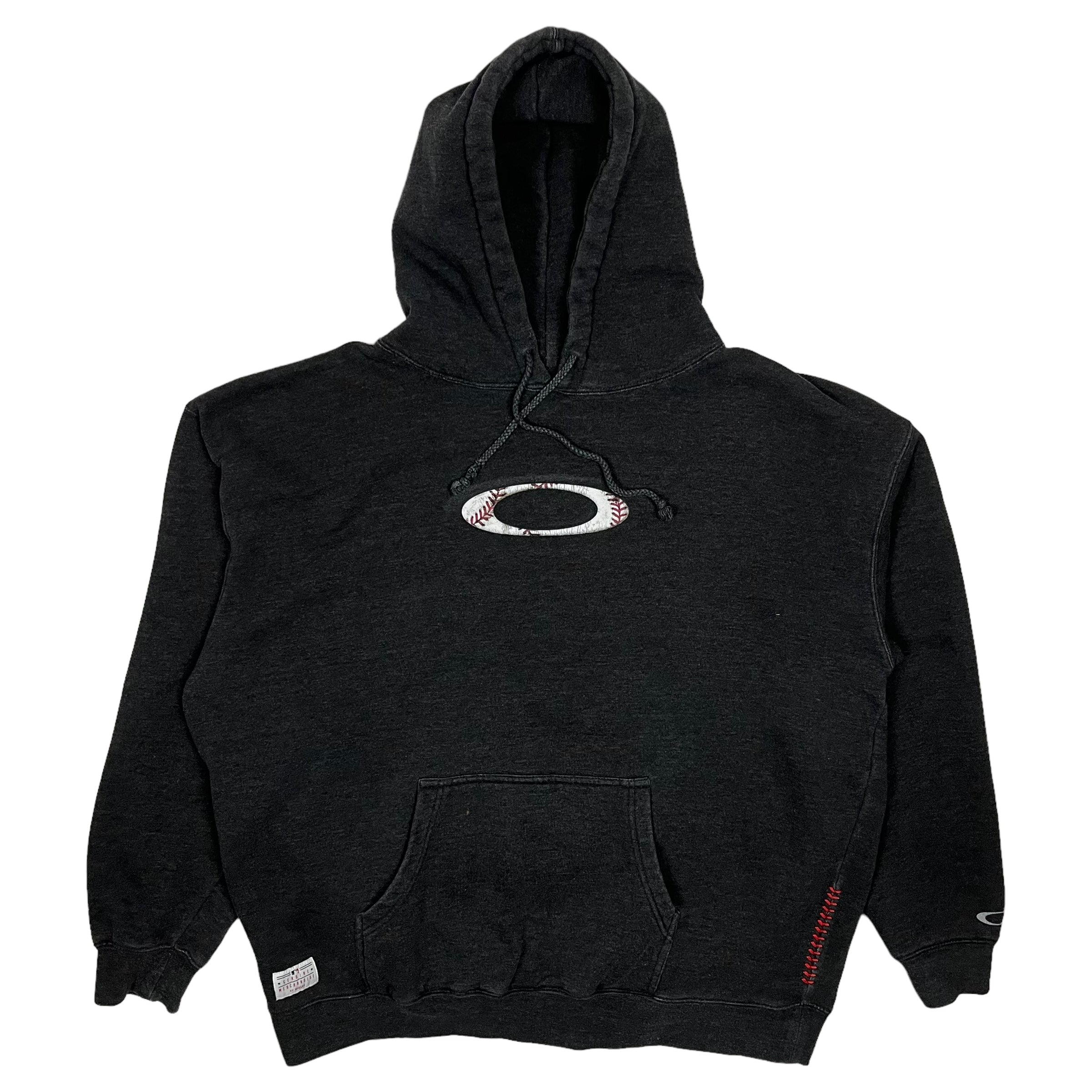 削*節様 激レア！ 00s oakley center logo sweat b 00s OAKLEY Logo Sweatshirt . (Size XXL Model：166cm @taiga__