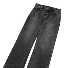 Load image into Gallery viewer, Diesel Denim Jeans - Size 33&quot;
