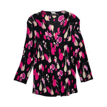 Load image into Gallery viewer, Women's Violet &amp; Claire Pleated Top - Size M
