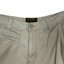 Load image into Gallery viewer, JNCO Jeans Dragon Cargo Shorts - Size 31"

