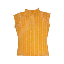 Load image into Gallery viewer, Women&#39;s Mod Striped Pattern Top - Size M
