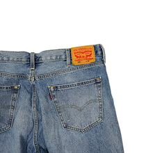Load image into Gallery viewer, Levi's 469 Baggy Denim Jeans - Size 38"
