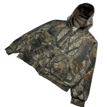 Load image into Gallery viewer, Reversible Realtree Camo Zip Up Hoodie - Size L
