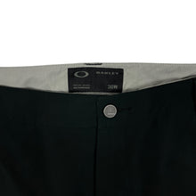 Load image into Gallery viewer, Oakley Tonal Active Shorts - Size 38&quot;
