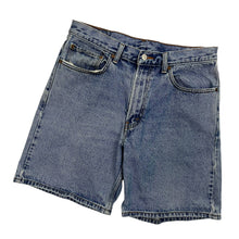 Load image into Gallery viewer, Levi&#39;s 550 Denim Shorts - Size 33&quot;
