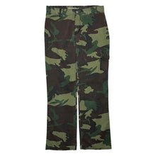 Load image into Gallery viewer, Women&#39;s Low Rise Camo Pants - Size M
