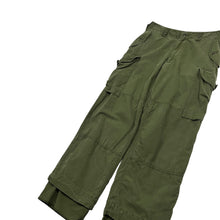 Load image into Gallery viewer, Military M-65 Cargo Trousers - Size 32"
