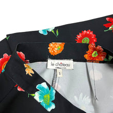 Load image into Gallery viewer, Women&#39;s Le Chateau Floral Print Skort - Size S
