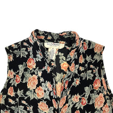 Load image into Gallery viewer, Women's Le Chateau Floral Top - Size M/L
