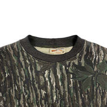 Load image into Gallery viewer, Cabela&#39;s Realtree Camo Crewneck Sweatshirt - Size L
