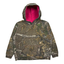 Load image into Gallery viewer, Women&#39;s Realtree Camo Contrast Stitched Hoodie - Size L
