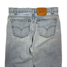 Load image into Gallery viewer, Levi’s 550 Denim Jeans - Size 33&quot;
