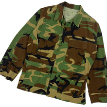 Load image into Gallery viewer, US Army Woodland Camo Field Jacket - Size S
