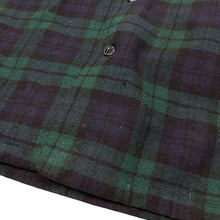 Load image into Gallery viewer, Pendleton Loop Collar Wool Flannel - Size L
