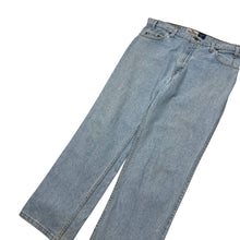 Load image into Gallery viewer, Levi&#39;s 540 Relaxed Fit Denim Jeans - Size 38&quot;
