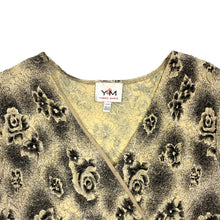 Load image into Gallery viewer, Women’s Yvonne Marie Floral Short Sleeve Blouse - Size L
