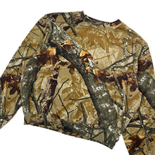 Load image into Gallery viewer, Realtree Camo Crewneck Sweatshirt - Size M
