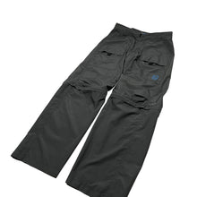 Load image into Gallery viewer, Levi’s L2 Zip Off Utility Pants - Size L
