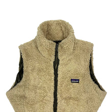 Load image into Gallery viewer, Women&#39;s Patagonia Reversible Deep Pile Fleece Vest - Size S
