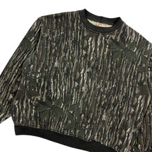 Load image into Gallery viewer, Cabela&#39;s Realtree Camo Crewneck Sweatshirt - Size L
