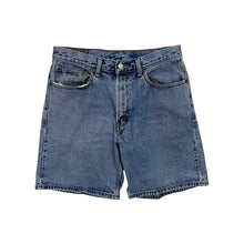 Load image into Gallery viewer, Levi&#39;s 550 Denim Shorts - Size 33&quot;
