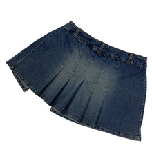 Load image into Gallery viewer, Women&#39;s Gasoline Jeans Denim Skort - Size L
