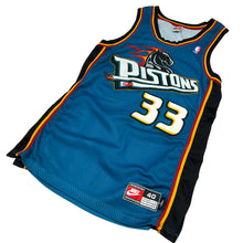 Load image into Gallery viewer, Nike Detroit Pistons Grant Hill Jersey - Size XL
