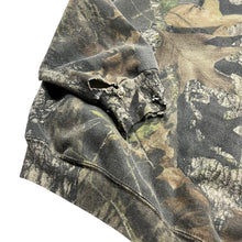 Load image into Gallery viewer, Fieldstaff Realtree Camo Distressed Crewneck Sweatshirt - Size XL
