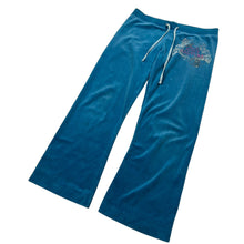 Load image into Gallery viewer, Women&#39;s Juicy Couture Velour Flared Track Capris - Size M
