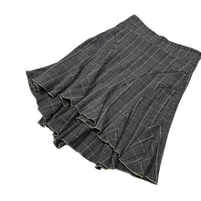 Load image into Gallery viewer, Women's Sirens Ruffled Skirt - Size XS
