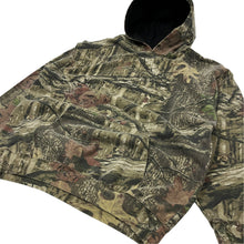 Load image into Gallery viewer, RealTree Camo Yukon Hoodie - Size L
