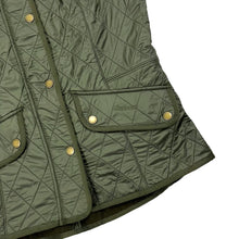 Load image into Gallery viewer, Women&#39;s Barbour Quilted Vest - Size M/L
