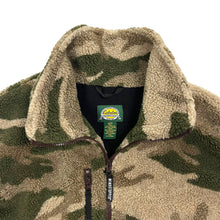 Load image into Gallery viewer, Cabelas Deep Pile Fleece Camo Vest - Size L
