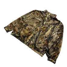 Load image into Gallery viewer, Field &amp; Stream Realtree Camo Guide Jacket - Size L/XL
