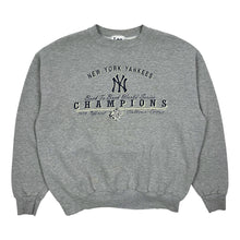 Load image into Gallery viewer, 1999 New York Yankees Back To Back World Series Champions Crewneck Sweatshirt - Size L
