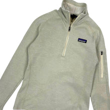 Load image into Gallery viewer, Women&#39;s Patagonia Fleece Quarter Zip - Size XS
