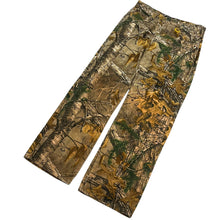 Load image into Gallery viewer, Realtree Camo Denim Jeans - Size 33&quot;
