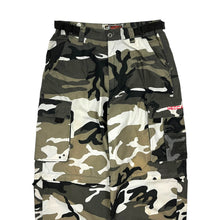 Load image into Gallery viewer, Mecca Combat Zone Arctic Camo Cargo Pants - Size 32"
