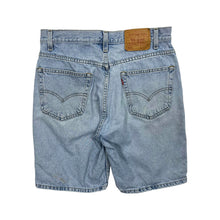 Load image into Gallery viewer, Levi&#39;s 505 Denim Shorts - Size 31&quot;
