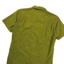 Load image into Gallery viewer, Patagonia Plaid Button Up - Size L
