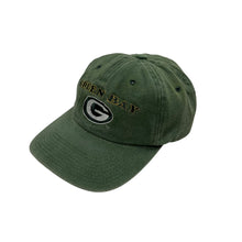 Load image into Gallery viewer, Sports Specialities Green Bay Packers Strap Back Hat - Adjustable
