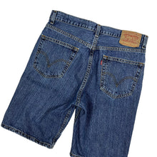Load image into Gallery viewer, Levi&#39;s 505 Denim Shorts - Size 32&quot;
