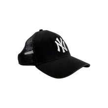 Load image into Gallery viewer, New York Yankees Mesh Trucker - Adjustable
