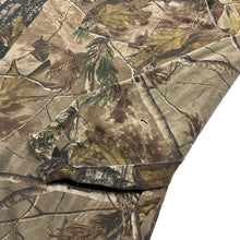 Load image into Gallery viewer, Realtree Camo Pocket Longsleeve - Size XL

