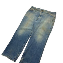 Load image into Gallery viewer, Levi’s 557 Denim Jeans - Size 40”
