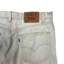 Load image into Gallery viewer, 1998 Levi’s 550 Denim Jeans - 34”
