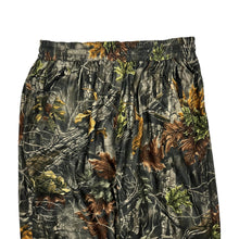 Load image into Gallery viewer, SuperFlauge Realtree Camo Utility Pants - Size M/L
