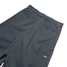 Load image into Gallery viewer, Dickies Baggy Work Shorts - Size 34"

