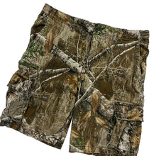 Load image into Gallery viewer, Realtree Camo Cargo Shorts - Size 36&quot;
