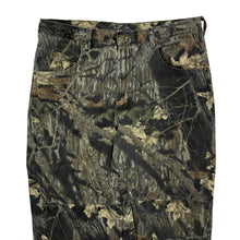 Load image into Gallery viewer, Wrangler Realtree Camo Double Knee Denim - Size 36"

